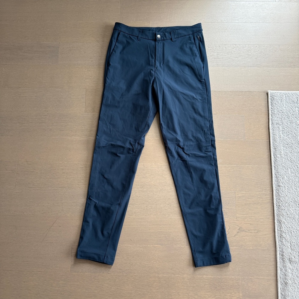 Lululemon Commission Slim 33 X 37 True Navy.